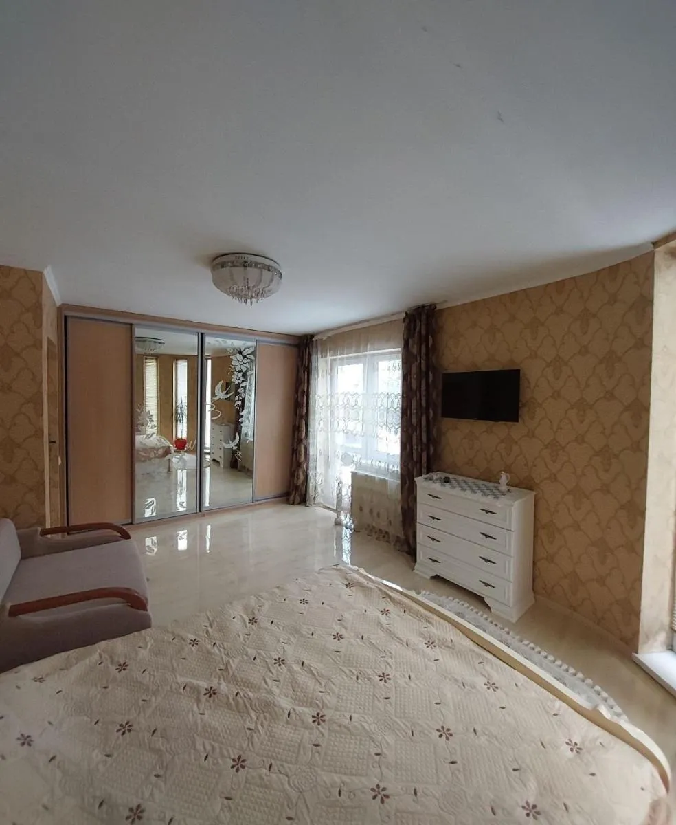 Image 3 of Апартамени 1 кімнатна Суховоля