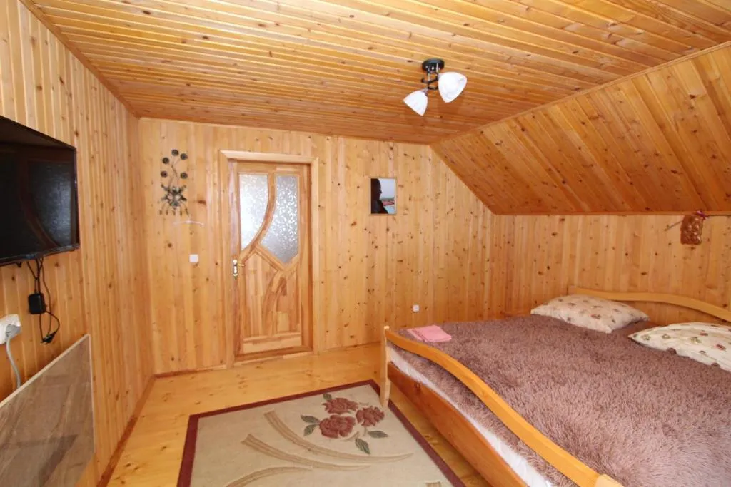 Image 1 of Багрівчанка