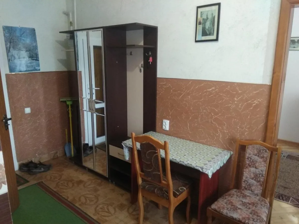 Image 2 of Двохповерховий будинок з двома апартаментами