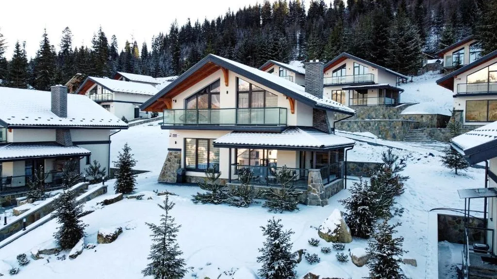 Image 1 of EcoBerghaus – Котеджне містечко