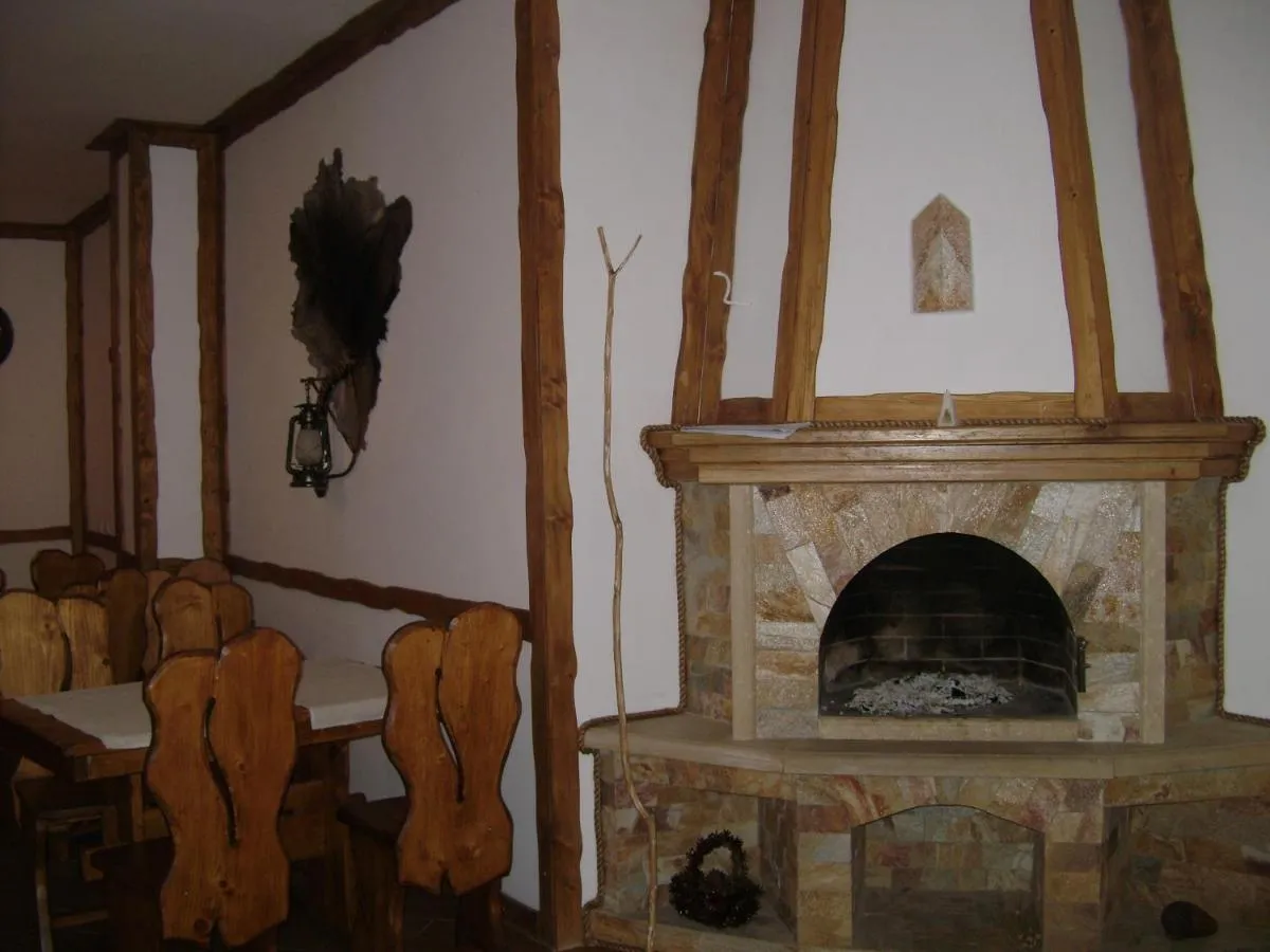 Image 3 of Glanz