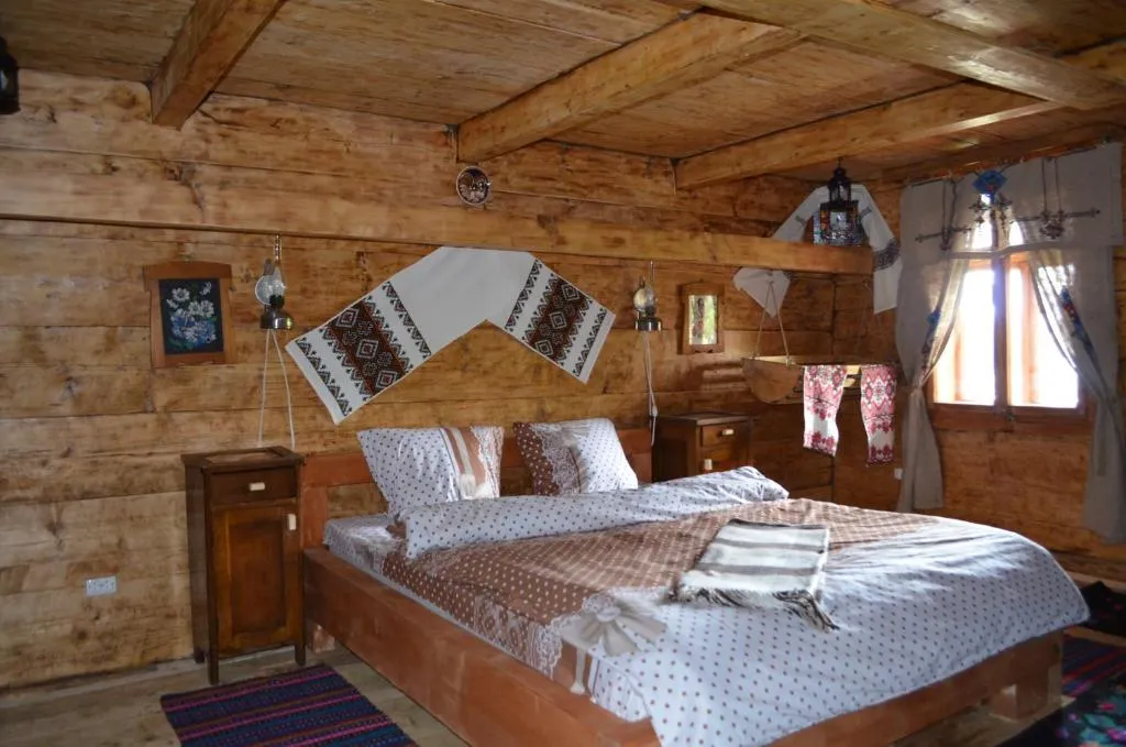 Image 1 of Гуцульська Спадщина