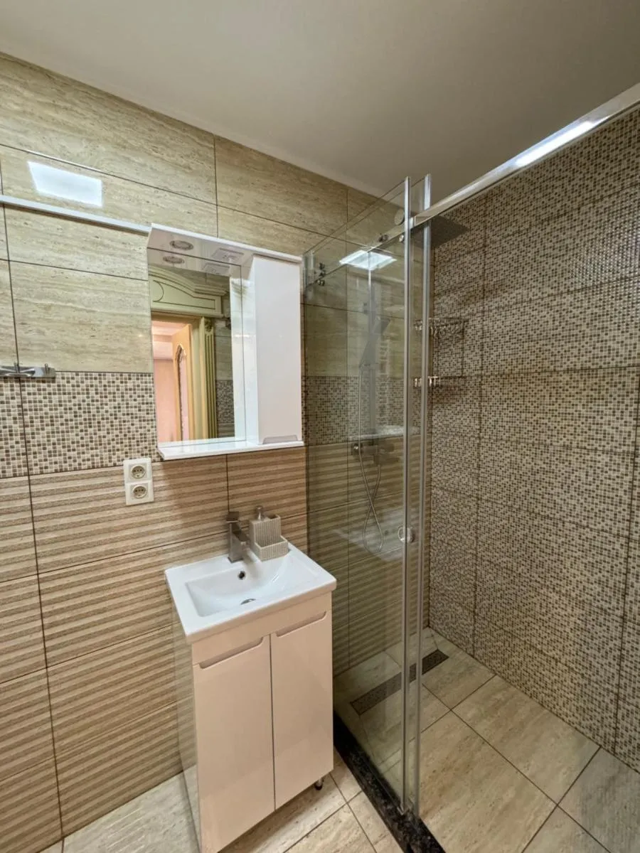 Image 4 of Guest Apart Polyana