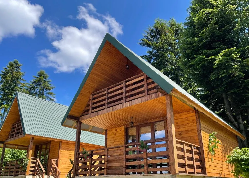 Image 1 of Hill Hut
