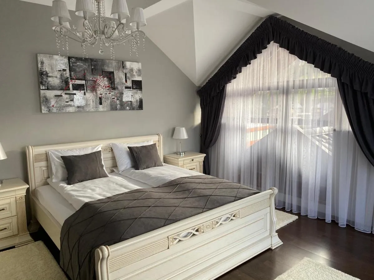 Image 5 of Hostynnyy Dvir Apartament Hotel & SPA