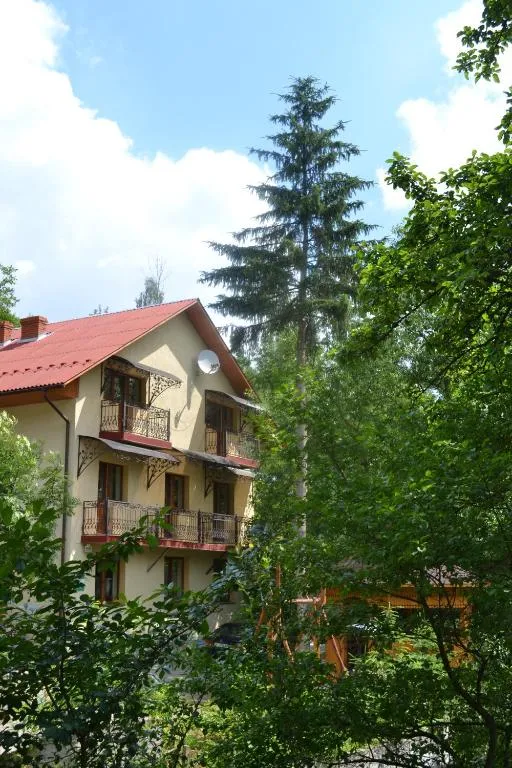 Image 1 of Hovanka