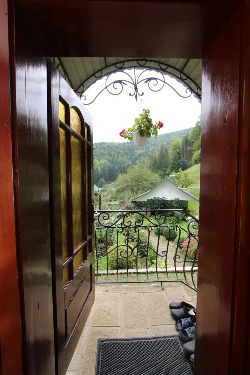 Image 3 of Котедж “Красний Краєвид”
