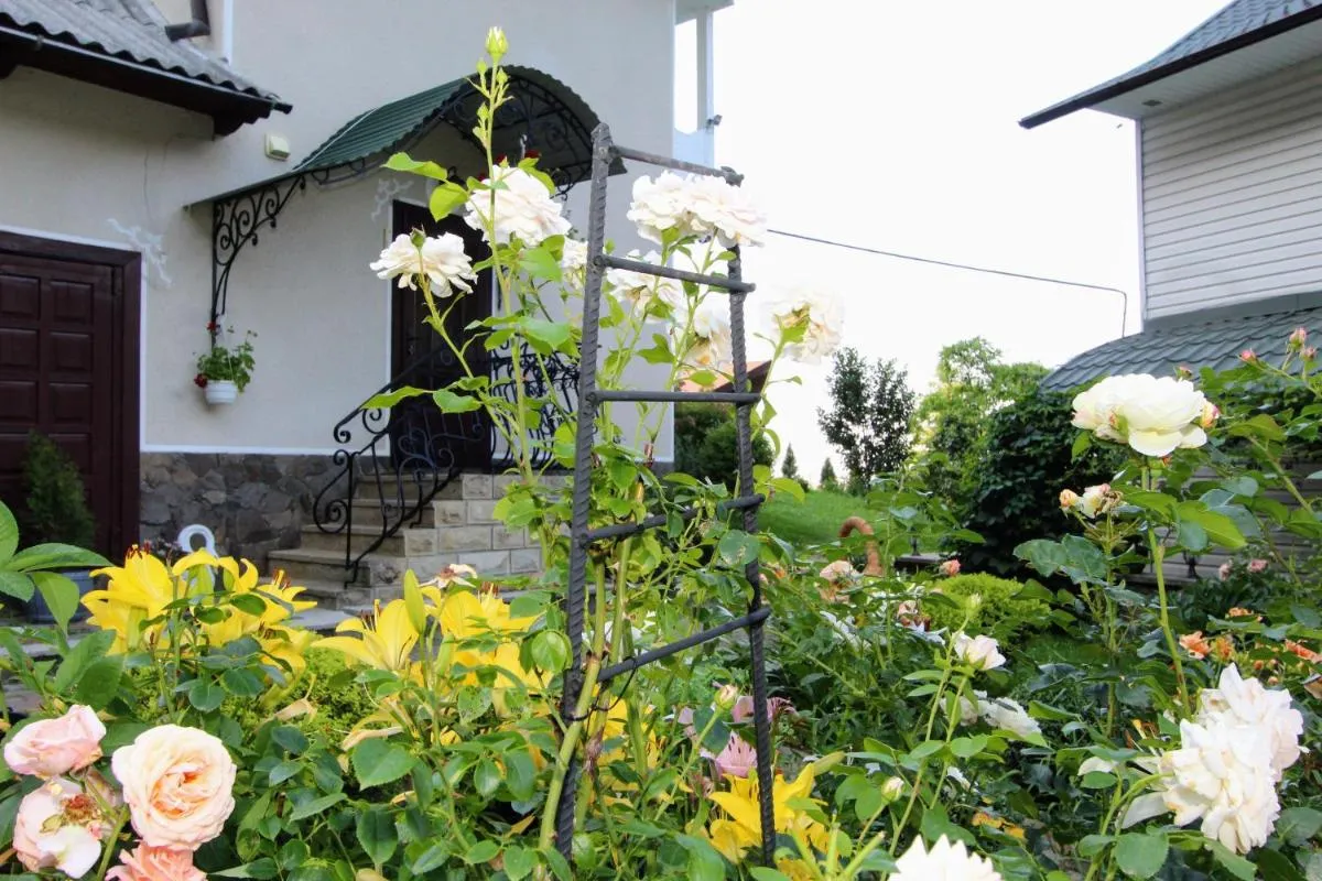 Image 6 of Котедж “Красний Краєвид”