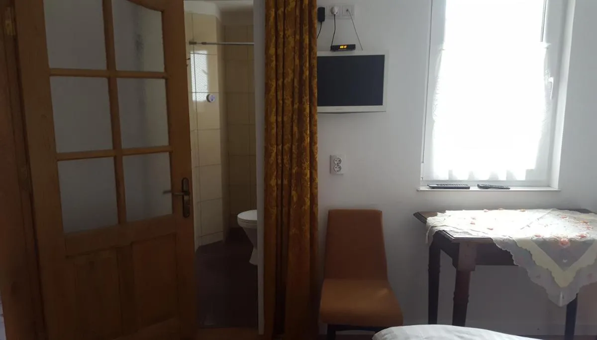 Image 7 of Room in An Old House