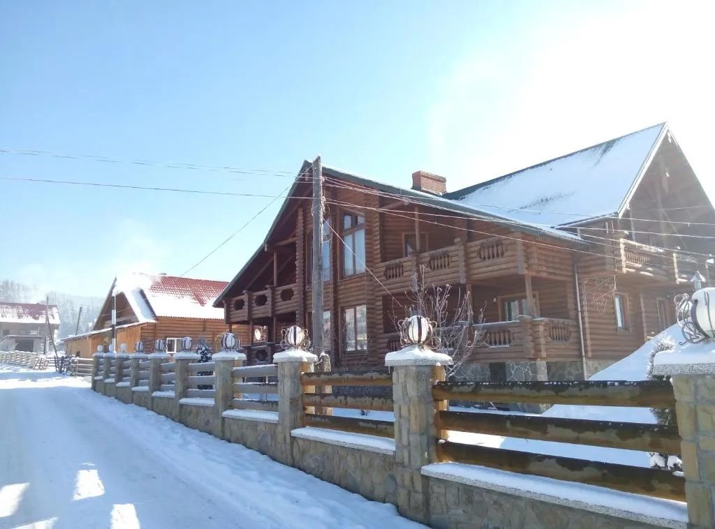 Image 1 of Садиба У Василини та Романа