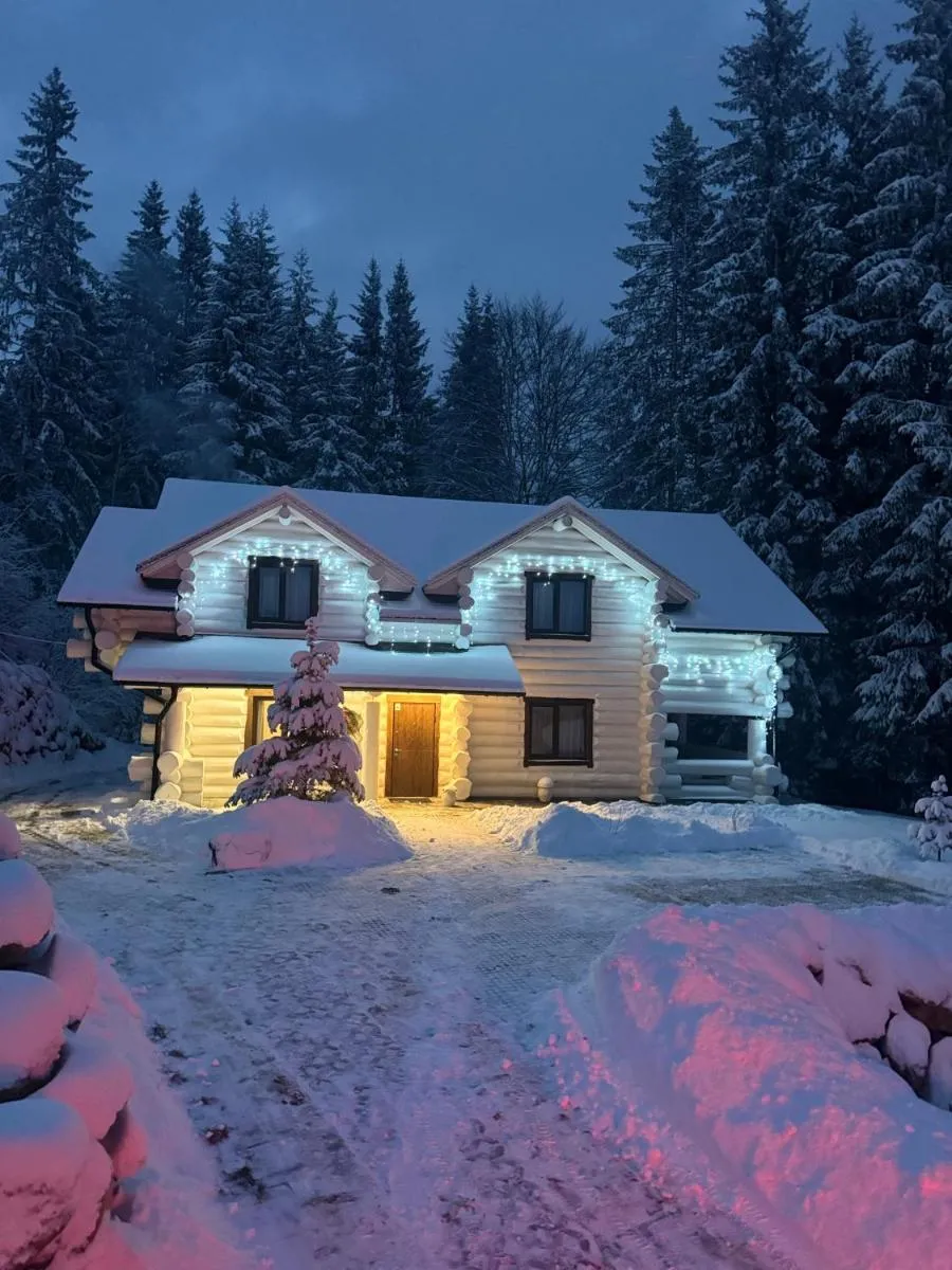 Image 7 of SevenHills chalet