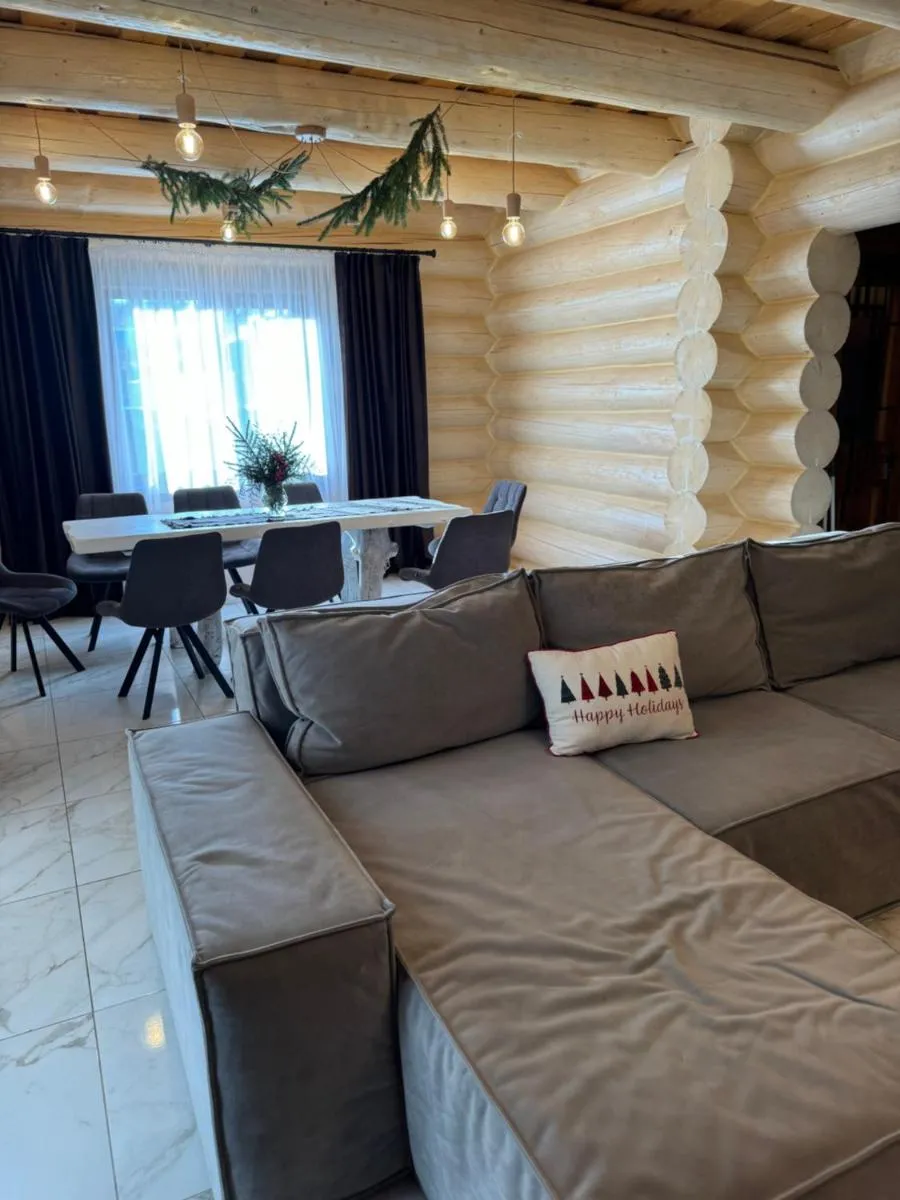 Image 3 of SevenHills chalet