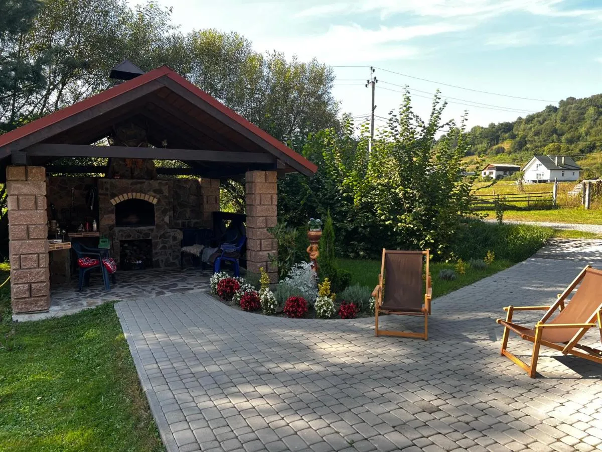 Image 2 of Вербовий двір – Willow Yard