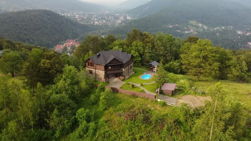 Image 1 of Villa Familia